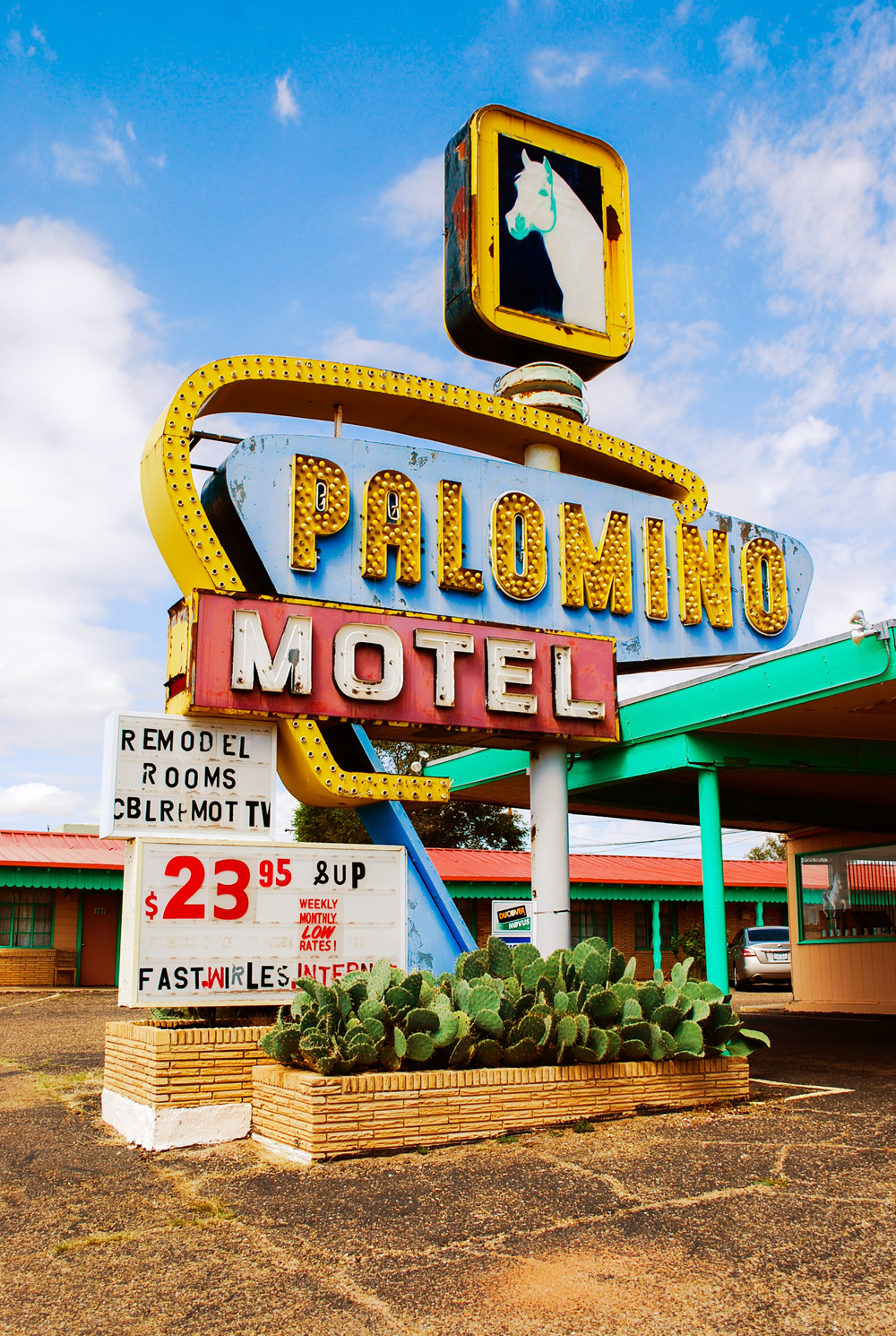 photograph of the Palomino Motel sign in Tucumcari, New Mexico